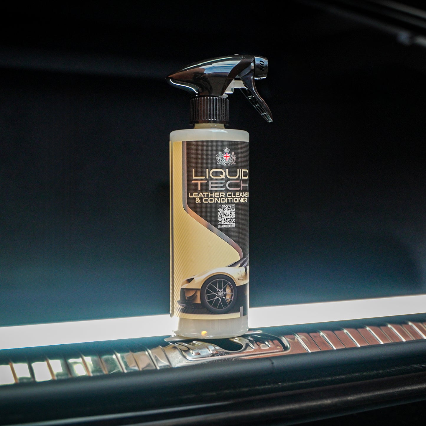 Liquid Tech Car Care - Leather Cleaner & Conditioner - 500ml